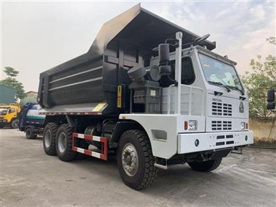Xe howo đầu lệch 70 tấn chạy mỏ Model 2026