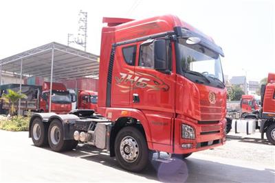 Xe đầu kéo Faw 460hp cabin JH6 Model 2026