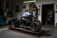 BMW R nineT Track Grinder- mẫu độ đầu tiên