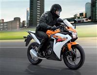Honda CBR150R sắp có thêm hai phiên bản mới