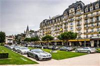 Siêu xe Mercedes SLR 270 km/h vượt núi